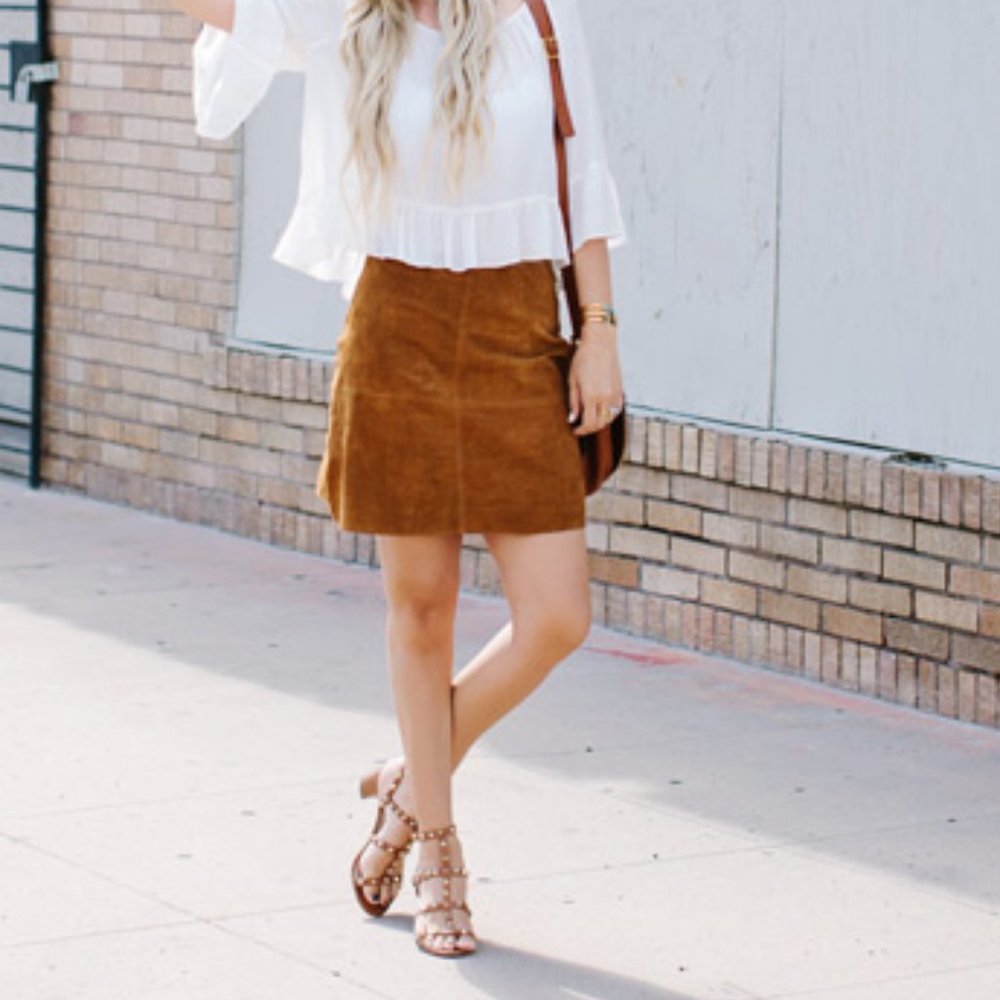 Zara suede camel mini skirt